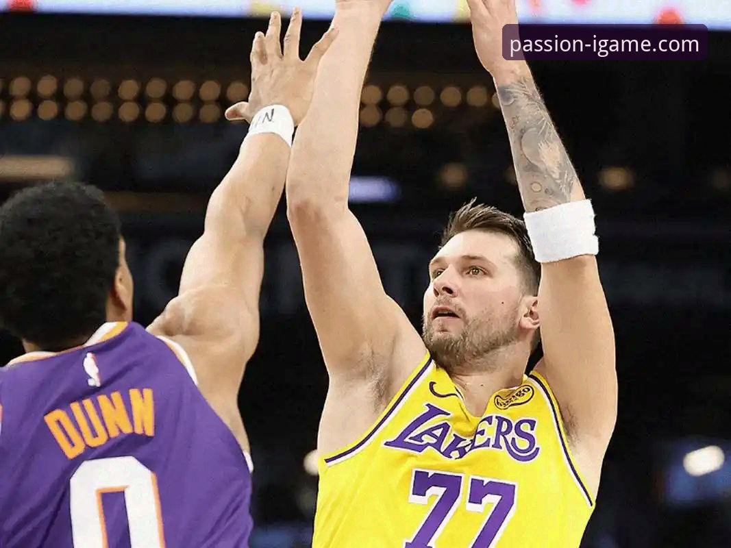 揭秘湖人137-130力克步行者：一场酣畅淋漓的进攻盛宴与平台观赛新体验